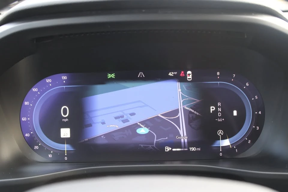 2023 Volvo XC40 - Image 18 of 20