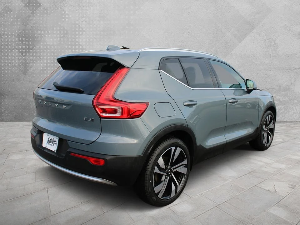 2023 Volvo XC40 - Image 3 of 20