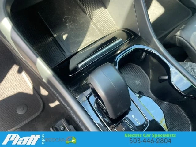 2023 Volvo XC40 - Image 29 of 31