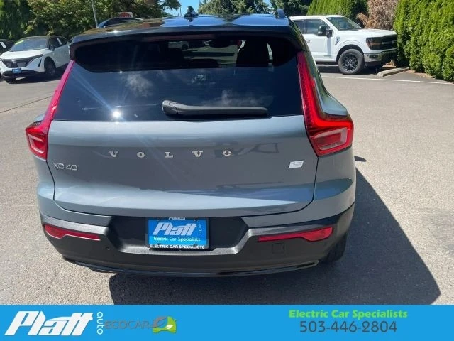 2023 Volvo XC40 - Image 10 of 31