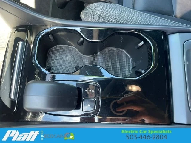 2023 Volvo XC40 - Image 30 of 31