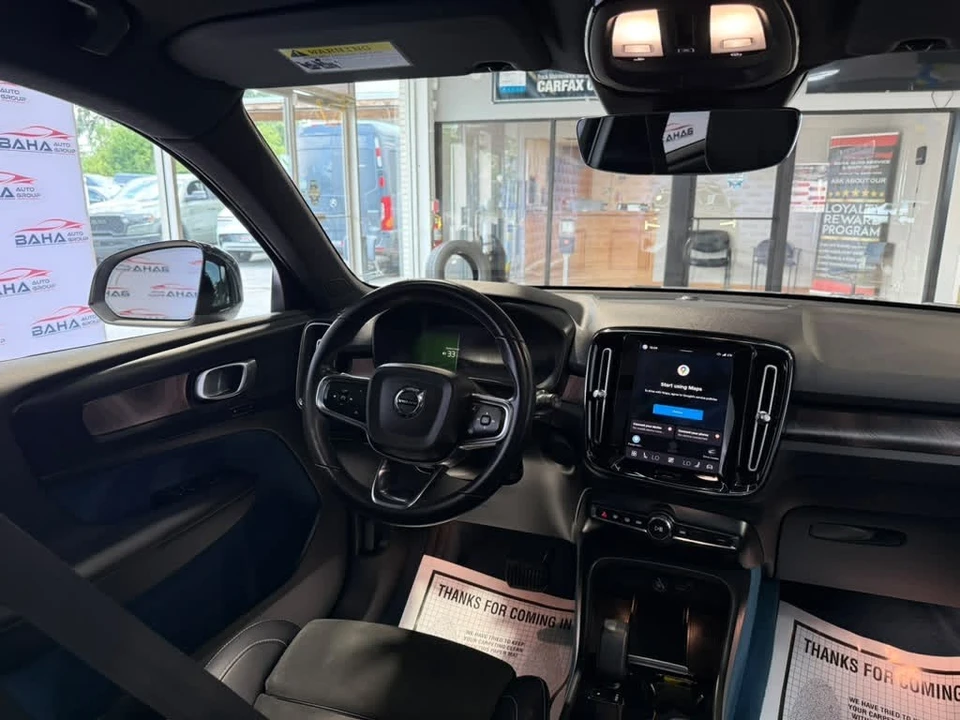 2023 Volvo XC40 - Image 29 of 31