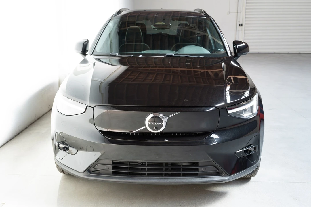 2023 Volvo XC40 - Image 11 of 31