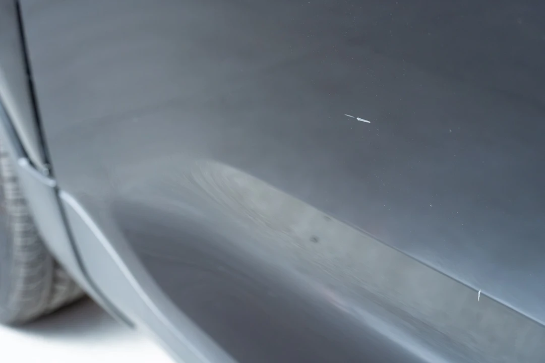 2023 Volvo XC40 - Image 8 of 31