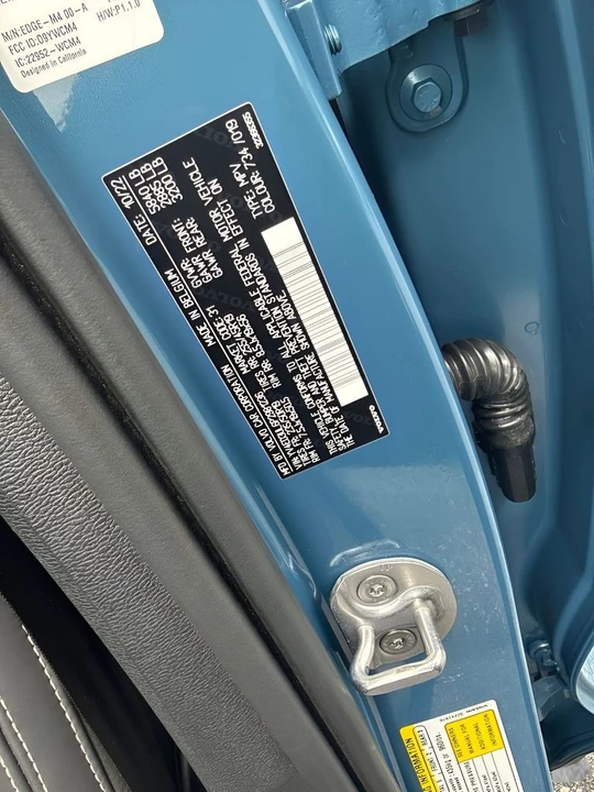 2023 Volvo XC40 - Image 23 of 24