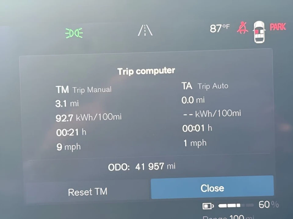2023 Volvo XC40 - Image 18 of 28