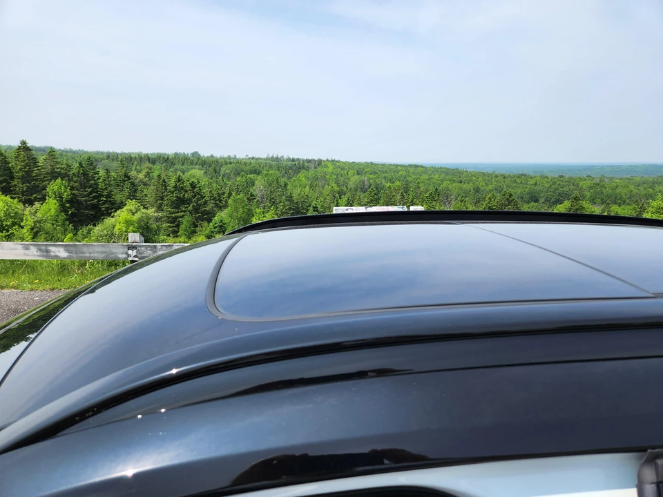 2023 Volvo XC40 - Image 19 of 31