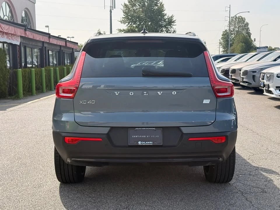 2023 Volvo XC40 - Image 5 of 13