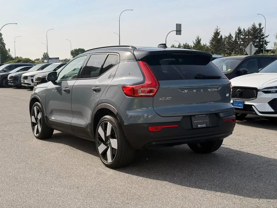 2023 Volvo XC40 - Image 4 of 13