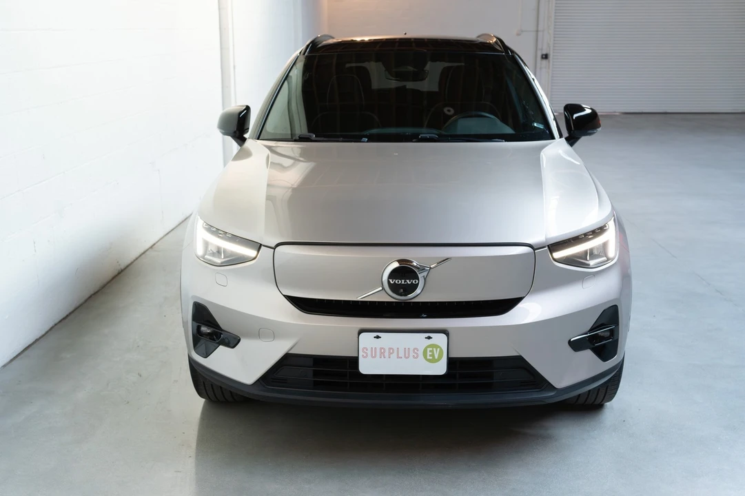 2023 Volvo XC40 - Image 14 of 21