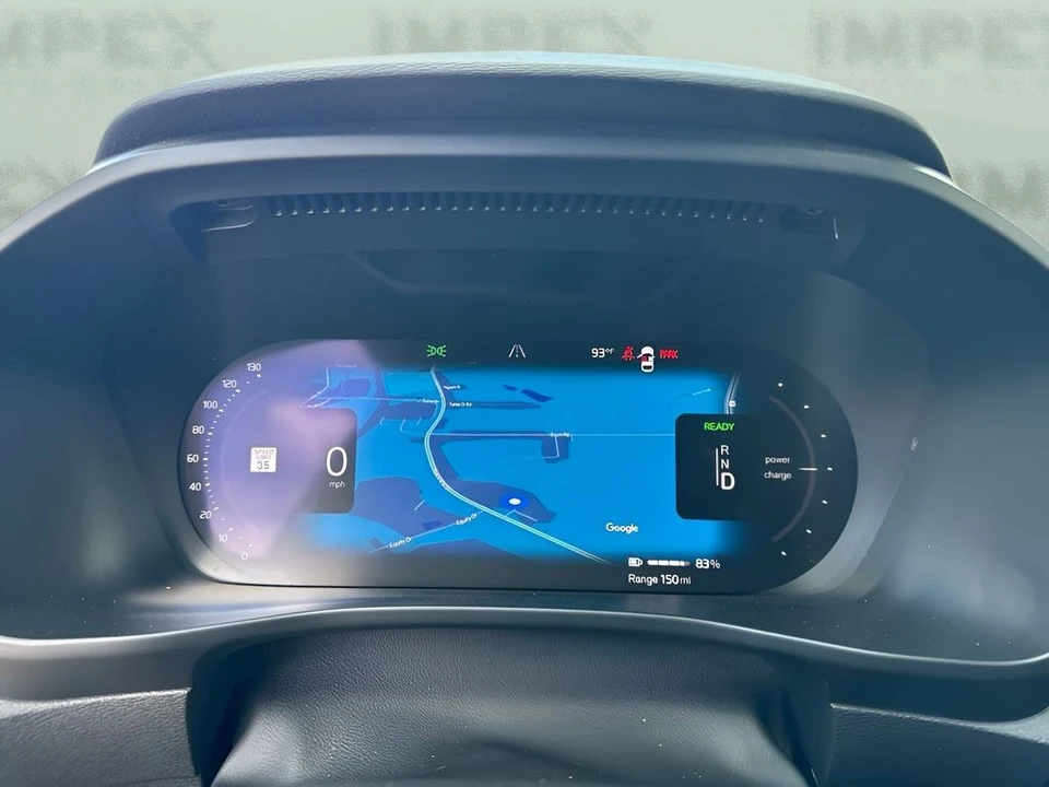2023 Volvo XC40 - Image 23 of 31