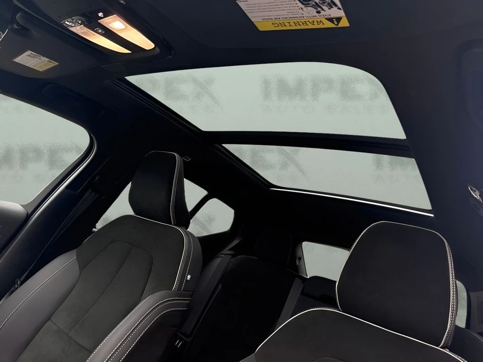 2023 Volvo XC40 - Image 12 of 15