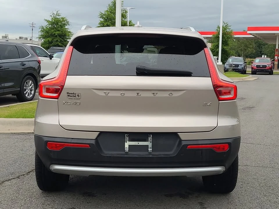 2023 Volvo XC40 - Image 3 of 20
