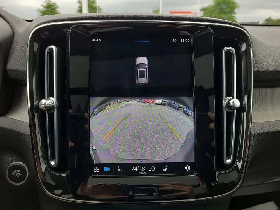 2023 Volvo XC40 - Image 18 of 20