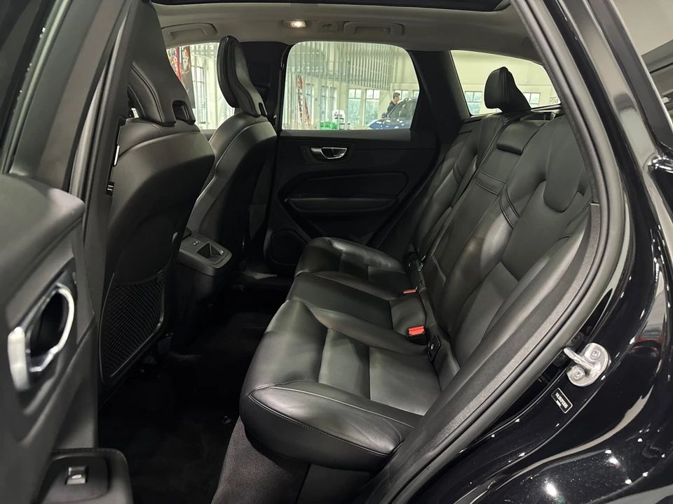 2023 Volvo XC60 2nd Gen - Image 11 of 12