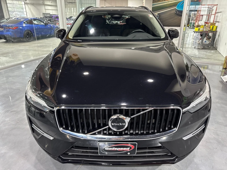 2023 Volvo XC60 2nd Gen - Image 2 of 12