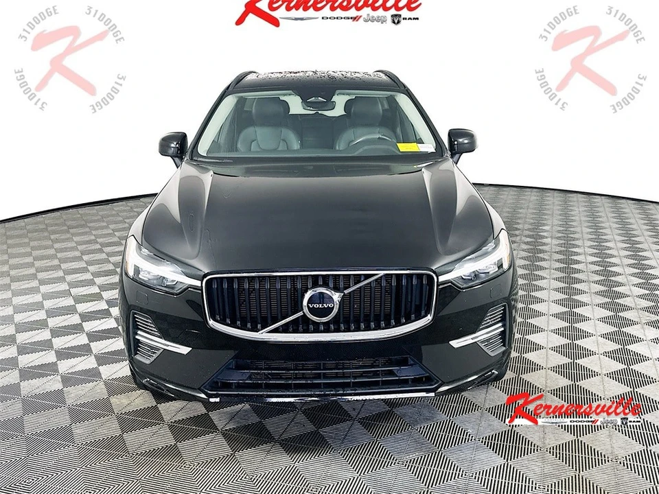 2023 Volvo XC60 2nd Gen - Image 2 of 12