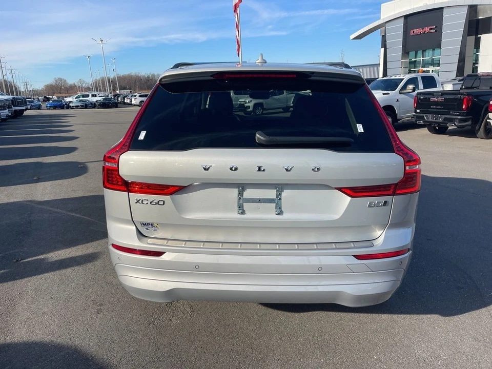 2023 Volvo XC60 2nd Gen - Image 4 of 12
