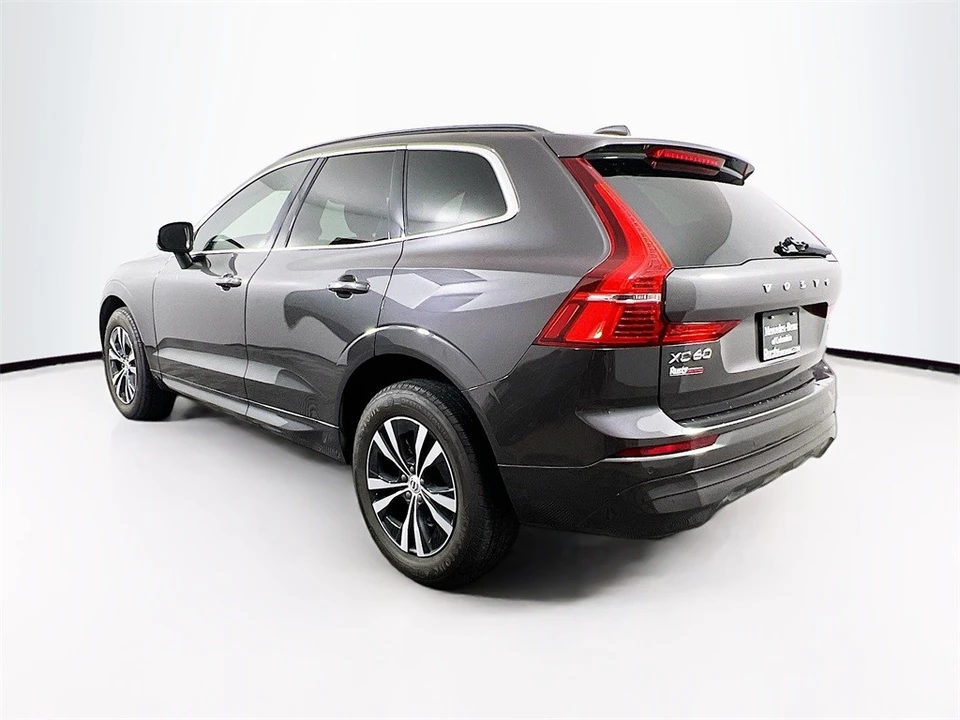 2023 Volvo XC60 2nd Gen - Image 5 of 12