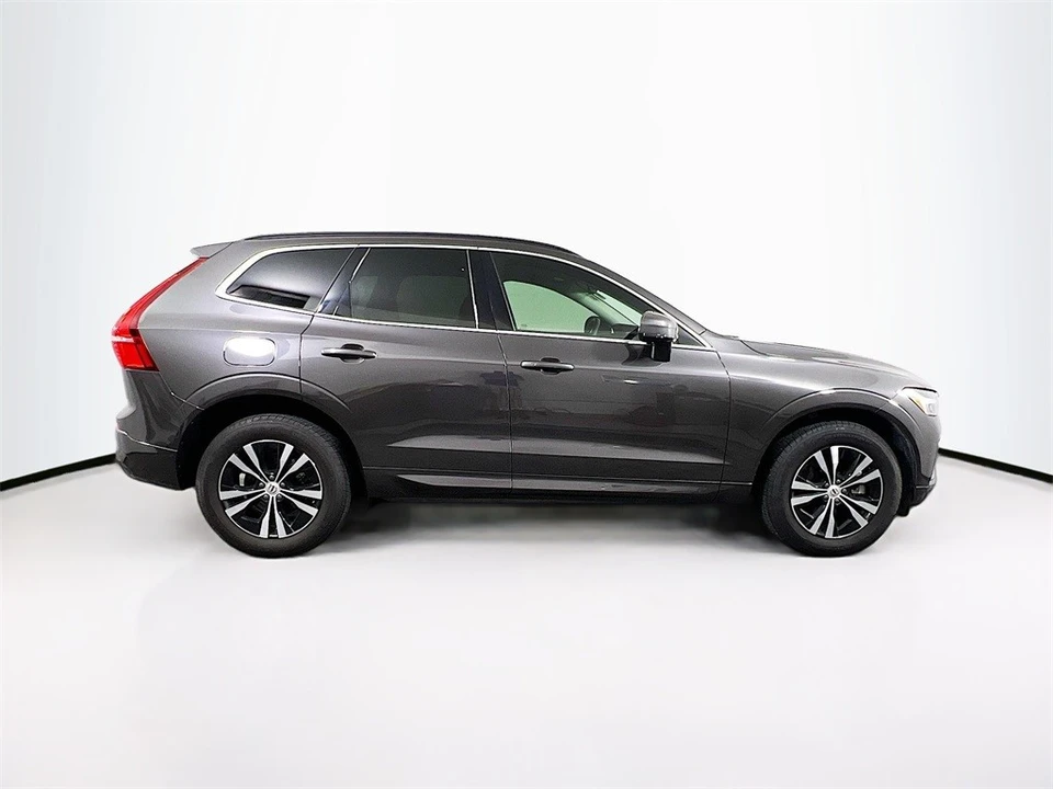 2023 Volvo XC60 2nd Gen - Image 8 of 12