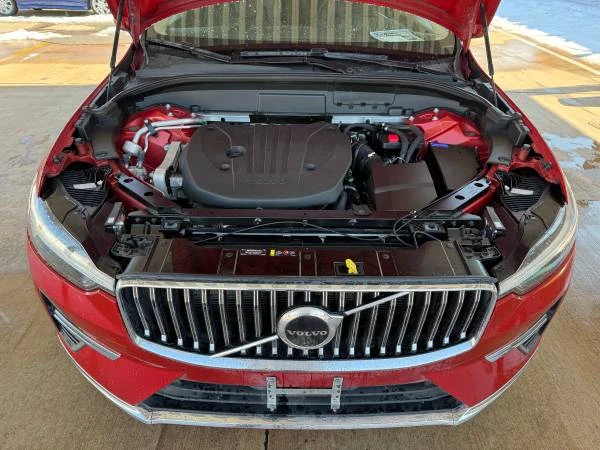 2023 Volvo XC60 2nd Gen - Image 18 of 21