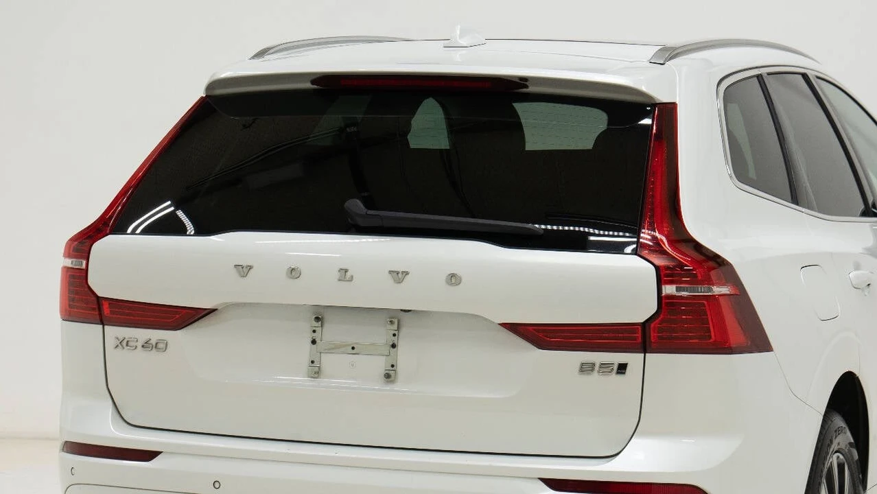 2023 Volvo XC60 2nd Gen - Image 12 of 12