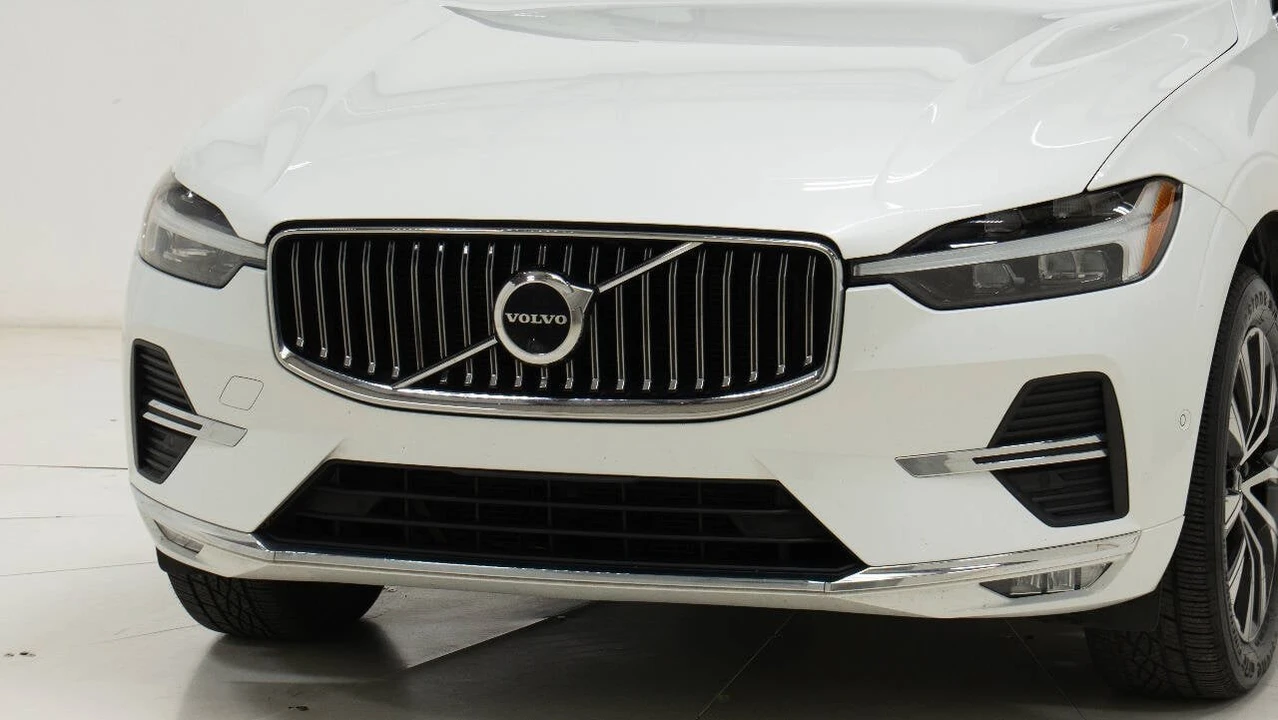 2023 Volvo XC60 2nd Gen - Image 10 of 12