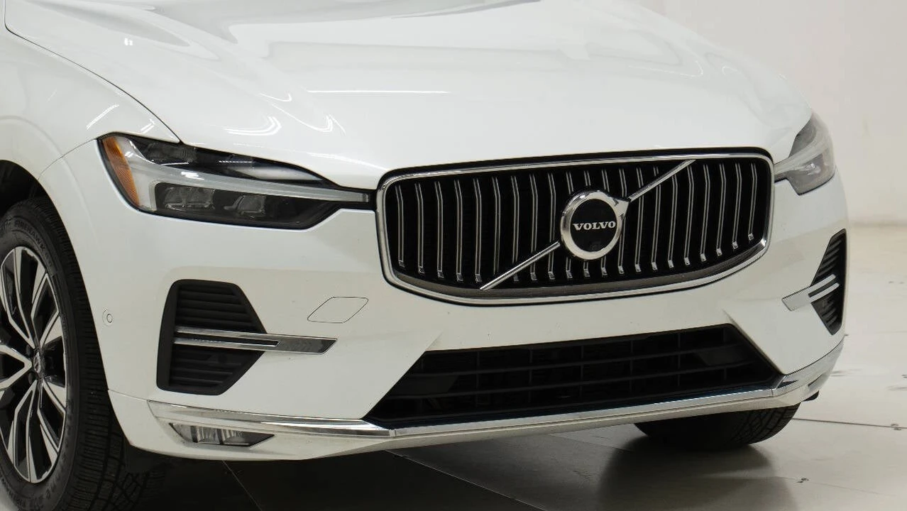 2023 Volvo XC60 2nd Gen - Image 9 of 12