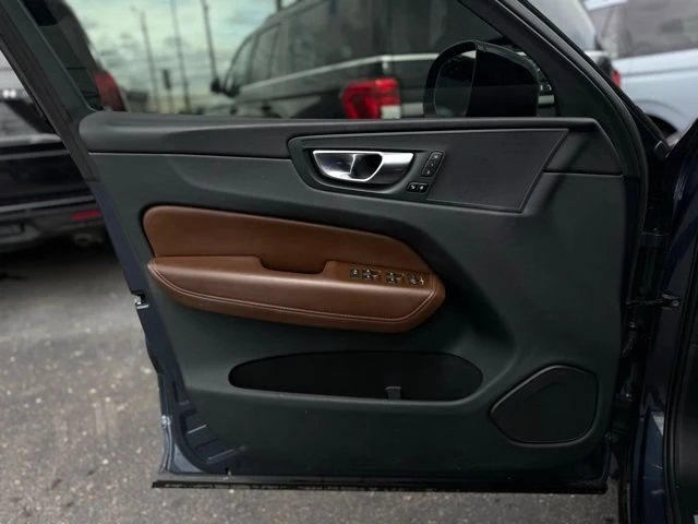 2023 Volvo XC60 2nd Gen - Image 13 of 20