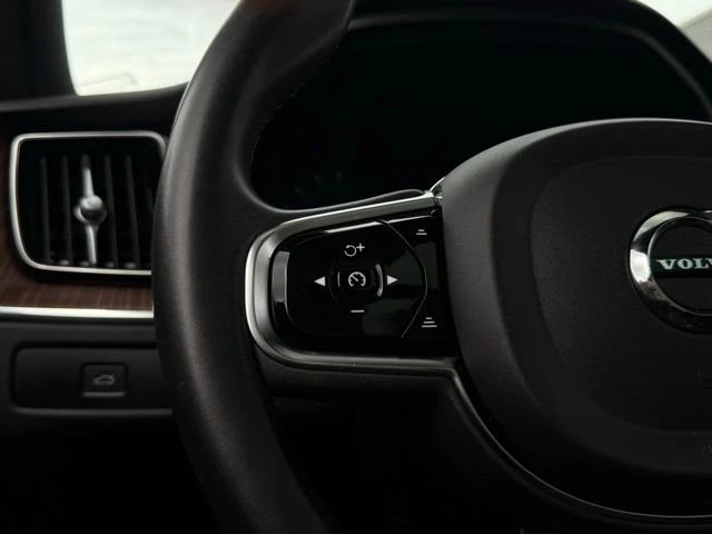 2023 Volvo XC60 2nd Gen - Image 10 of 20
