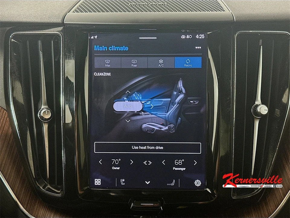 2023 Volvo XC60 2nd Gen - Image 18 of 21