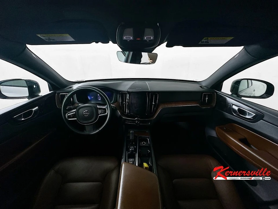 2023 Volvo XC60 2nd Gen - Image 10 of 21