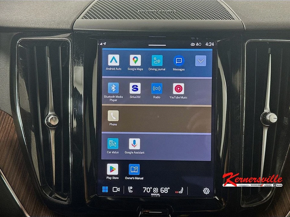 2023 Volvo XC60 2nd Gen - Image 19 of 21