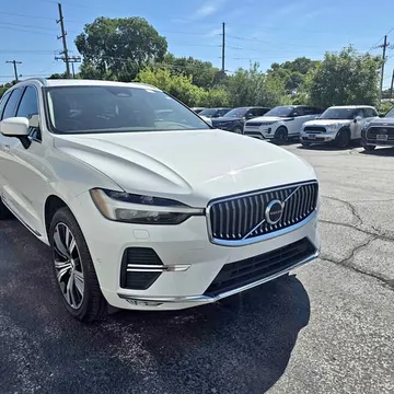 2023 Volvo XC60 B5 Plus