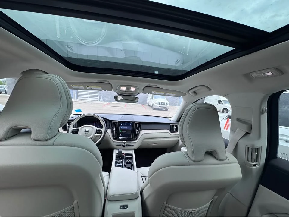 2023 Volvo XC60 2nd Gen - Image 7 of 8