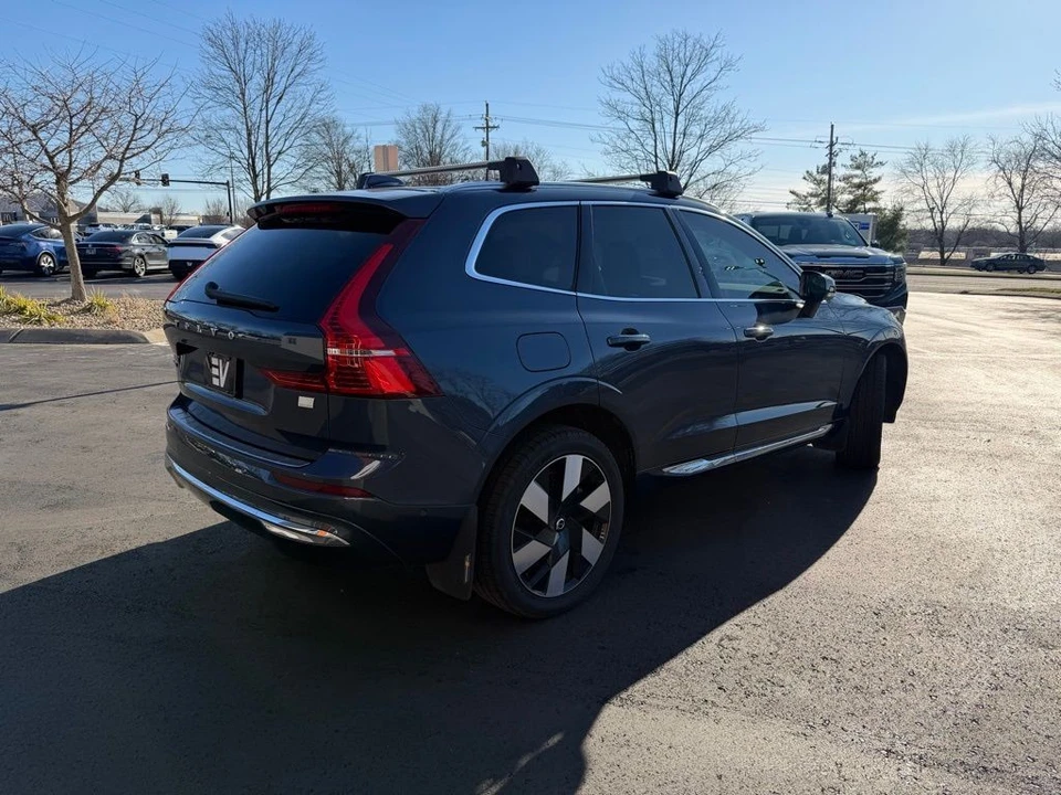 2023 Volvo XC60 2nd Gen - Image 4 of 20