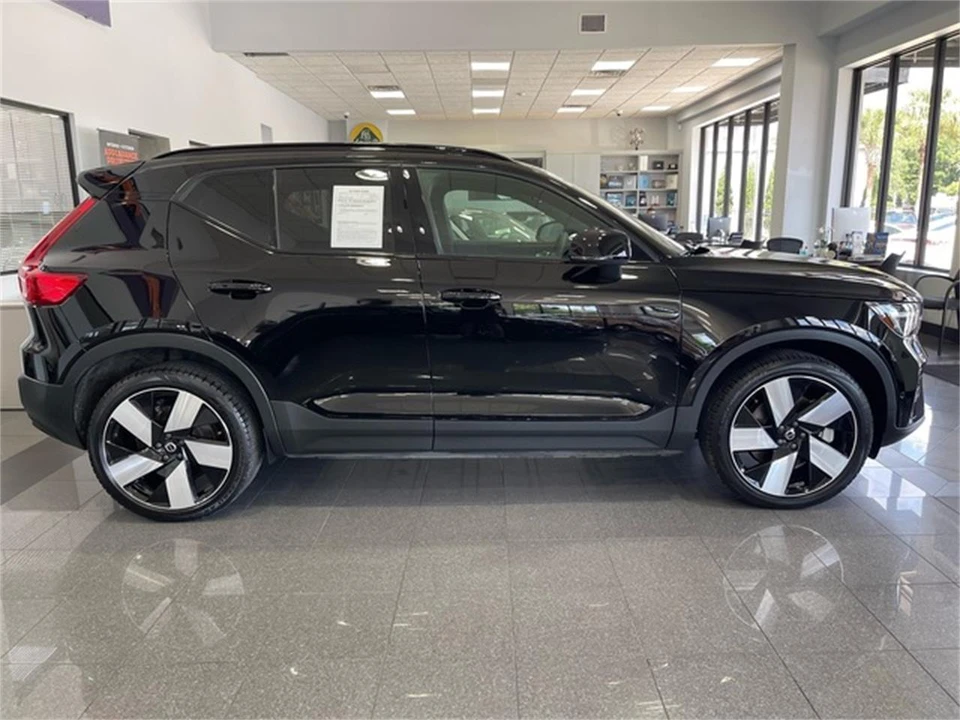 2023 Volvo XC60 2nd Gen - Image 6 of 31