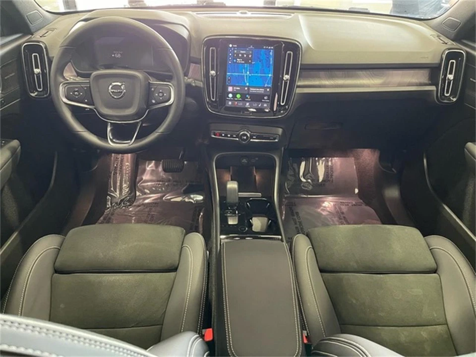 2023 Volvo XC60 2nd Gen - Image 29 of 31