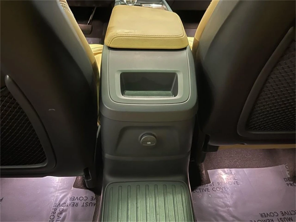2023 Volvo XC60 2nd Gen - Image 30 of 31