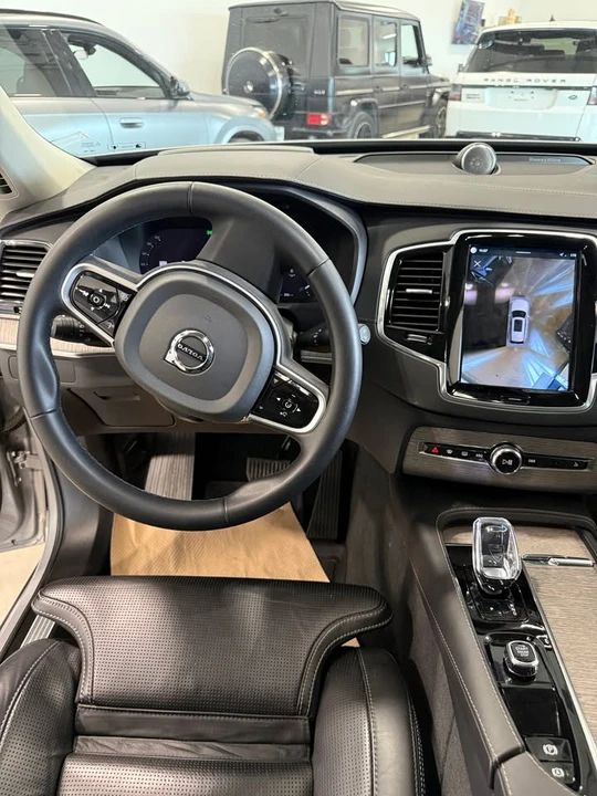 2023 Volvo XC90 2nd Gen - Image 11 of 16