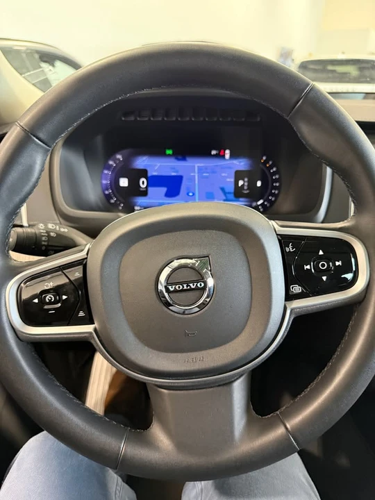 2023 Volvo XC90 2nd Gen - Image 12 of 16