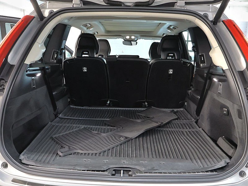 2023 Volvo XC90 2nd Gen - Image 11 of 15