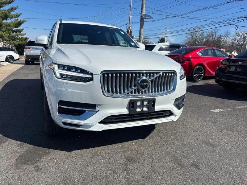 2023 Volvo XC90 2nd Gen - Image 8 of 12