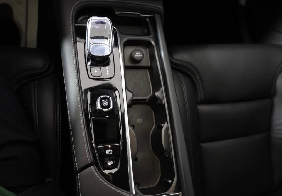 2023 Volvo XC90 2nd Gen - Image 10 of 15