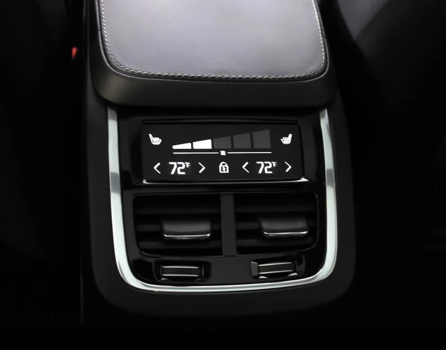 2023 Volvo XC90 2nd Gen - Image 12 of 15