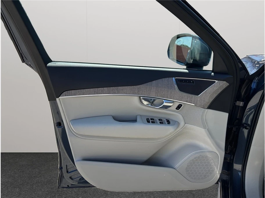 2023 Volvo XC90 2nd Gen - Image 21 of 21