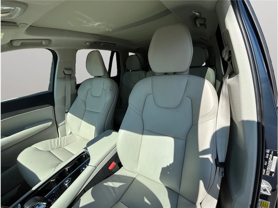 2023 Volvo XC90 2nd Gen - Image 19 of 21