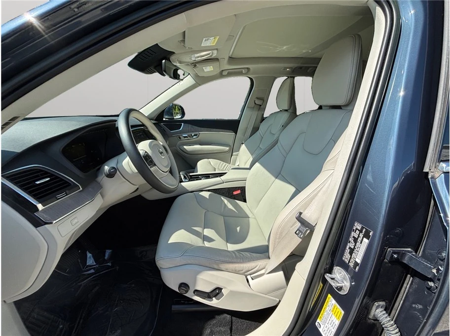 2023 Volvo XC90 2nd Gen - Image 2 of 21