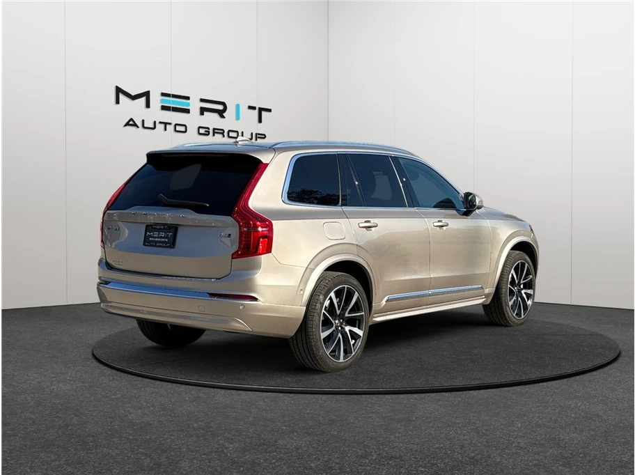 2023 Volvo XC90 2nd Gen - Image 9 of 21