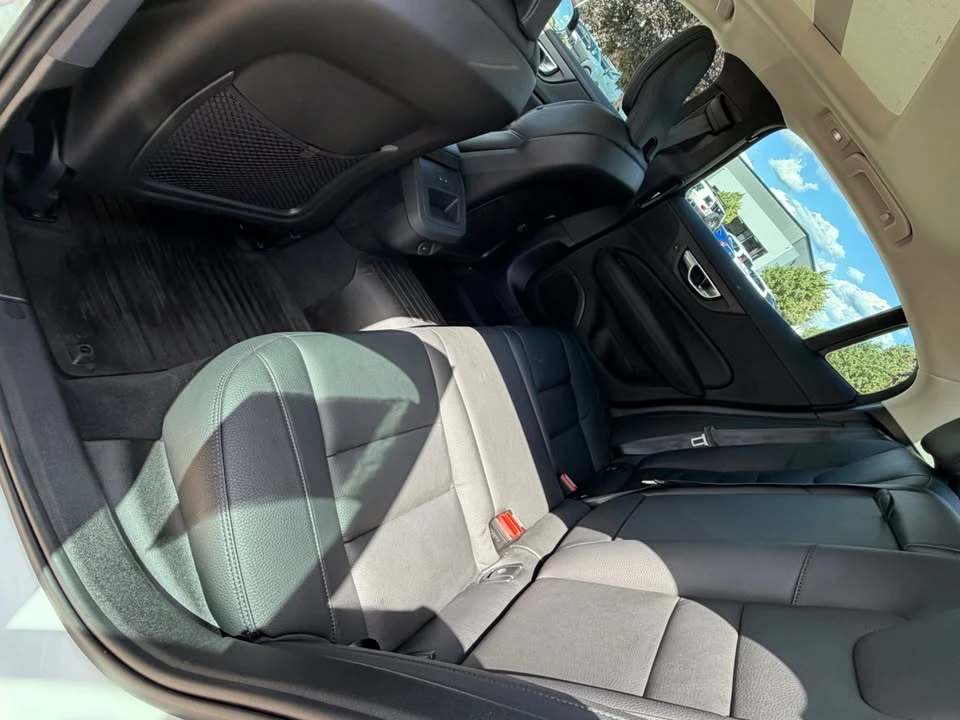2023 Volvo S60 3rd Gen - Image 7 of 10